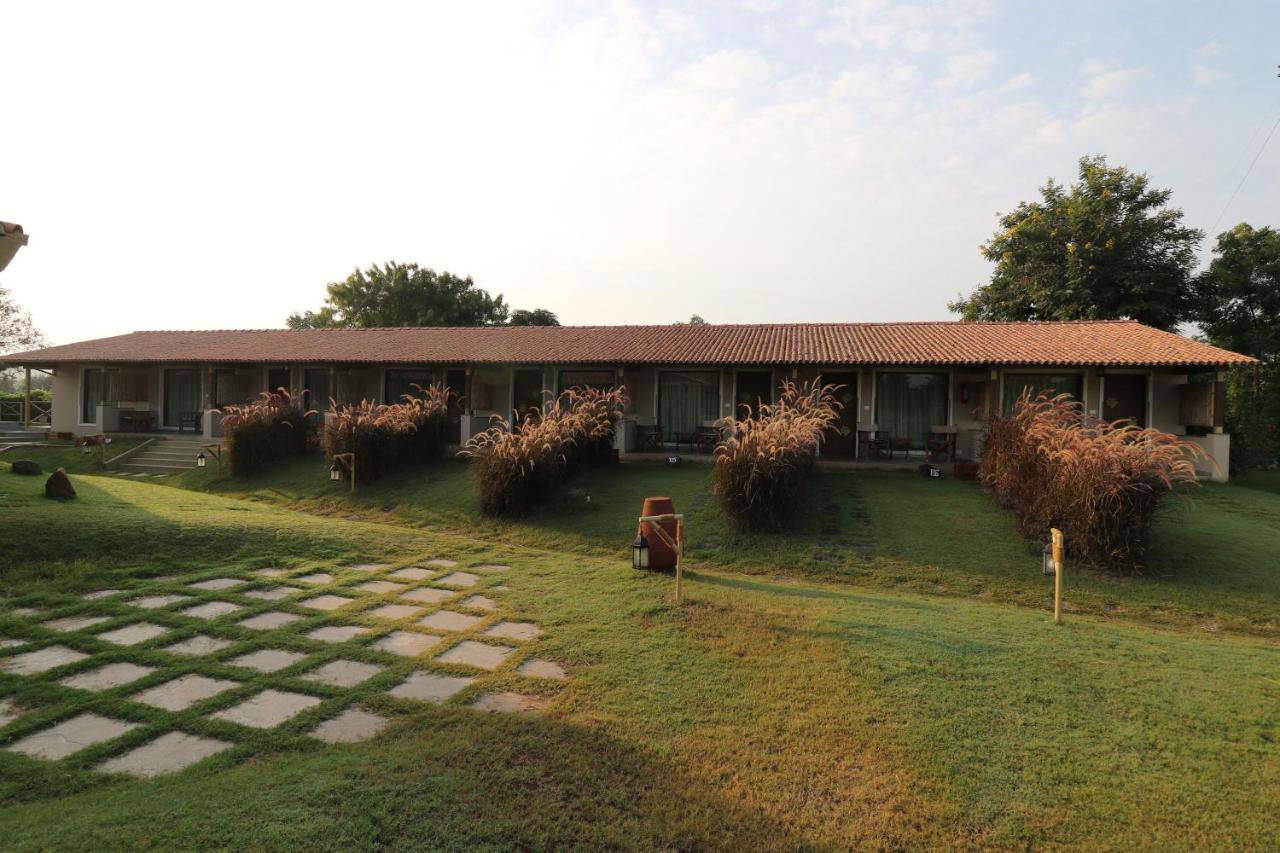 Asiatic Lion Lodge Sasan Gir Exterior photo