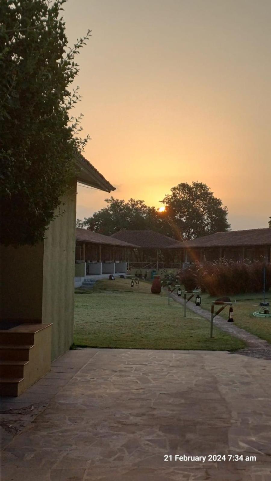 Asiatic Lion Lodge Sasan Gir Exterior photo