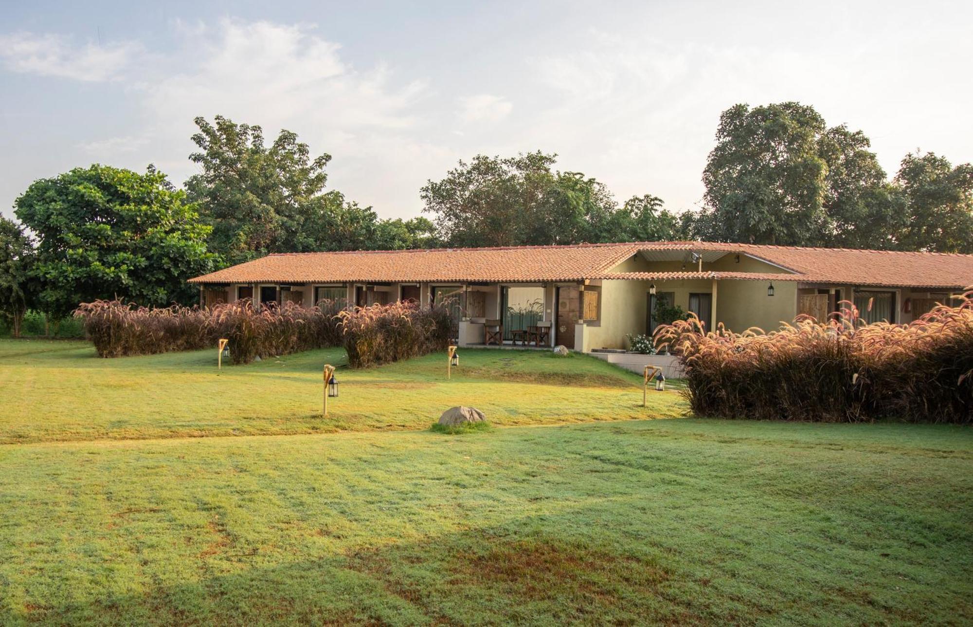 Asiatic Lion Lodge Sasan Gir Exterior photo